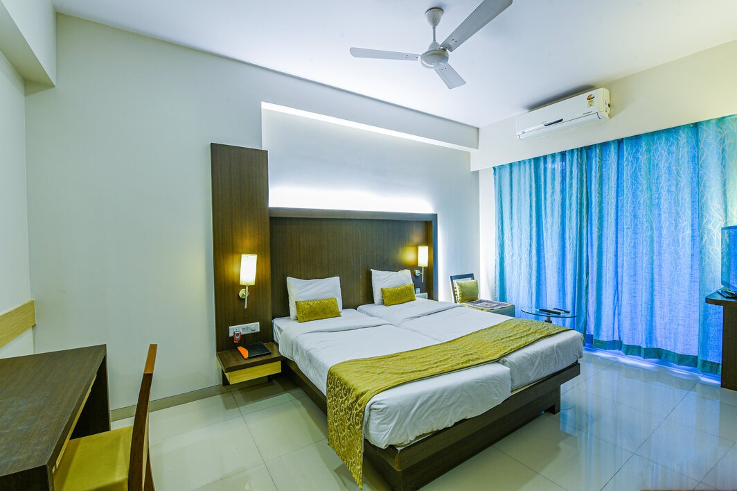 Hotel Sea Fans              | Standard Room–Non  Sea facing